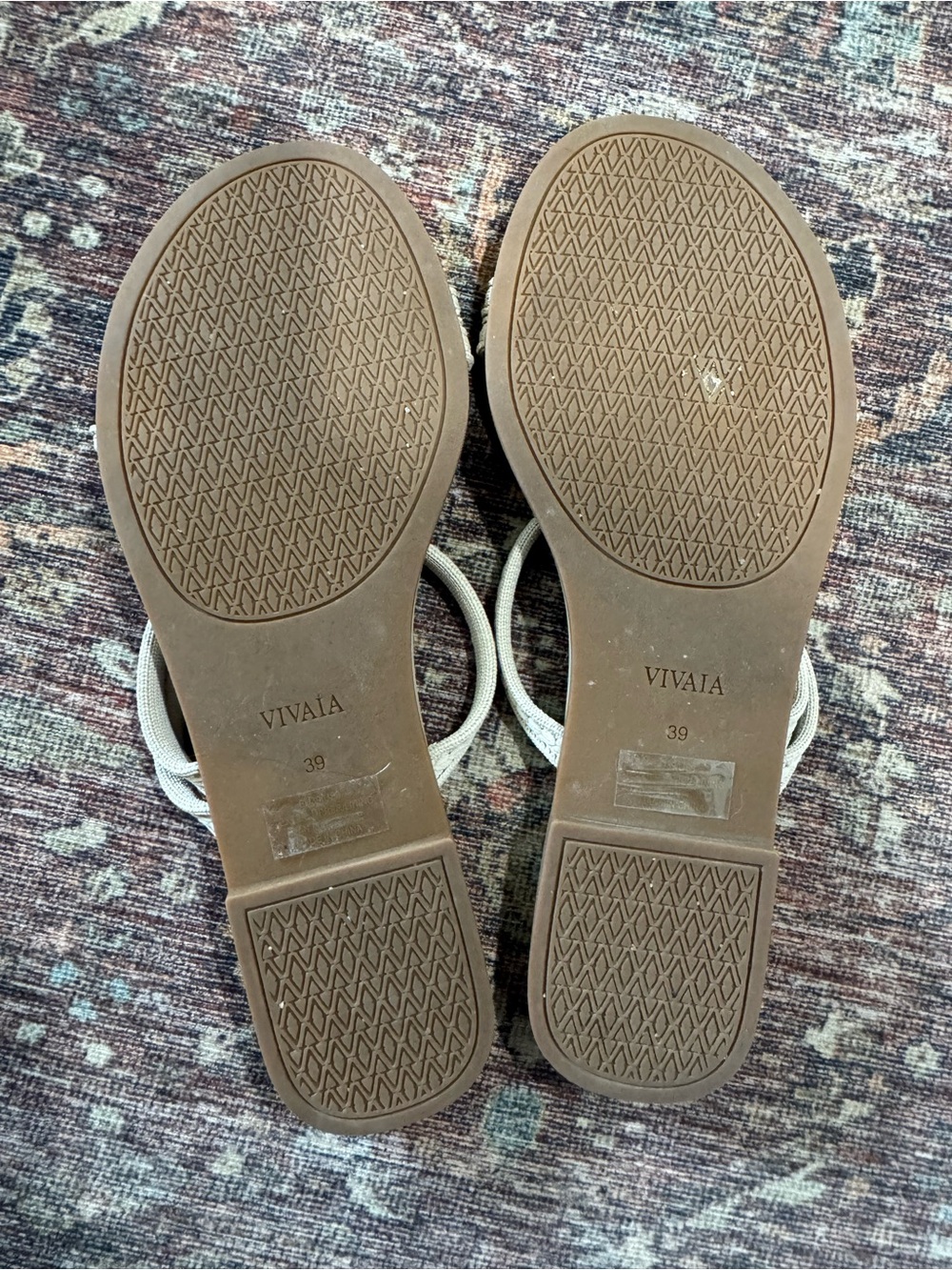 Vivaia Carla Round-Toe Flip-Flops Doeskin Rustic Cable 39 8 - Picture 7 of 10
